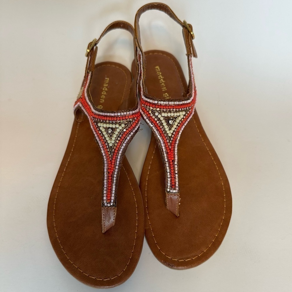 Steve Madden Girl Womens 8.5M Faux Leather Beaded Back strap Thong Sandals Boho - Picture 2 of 16